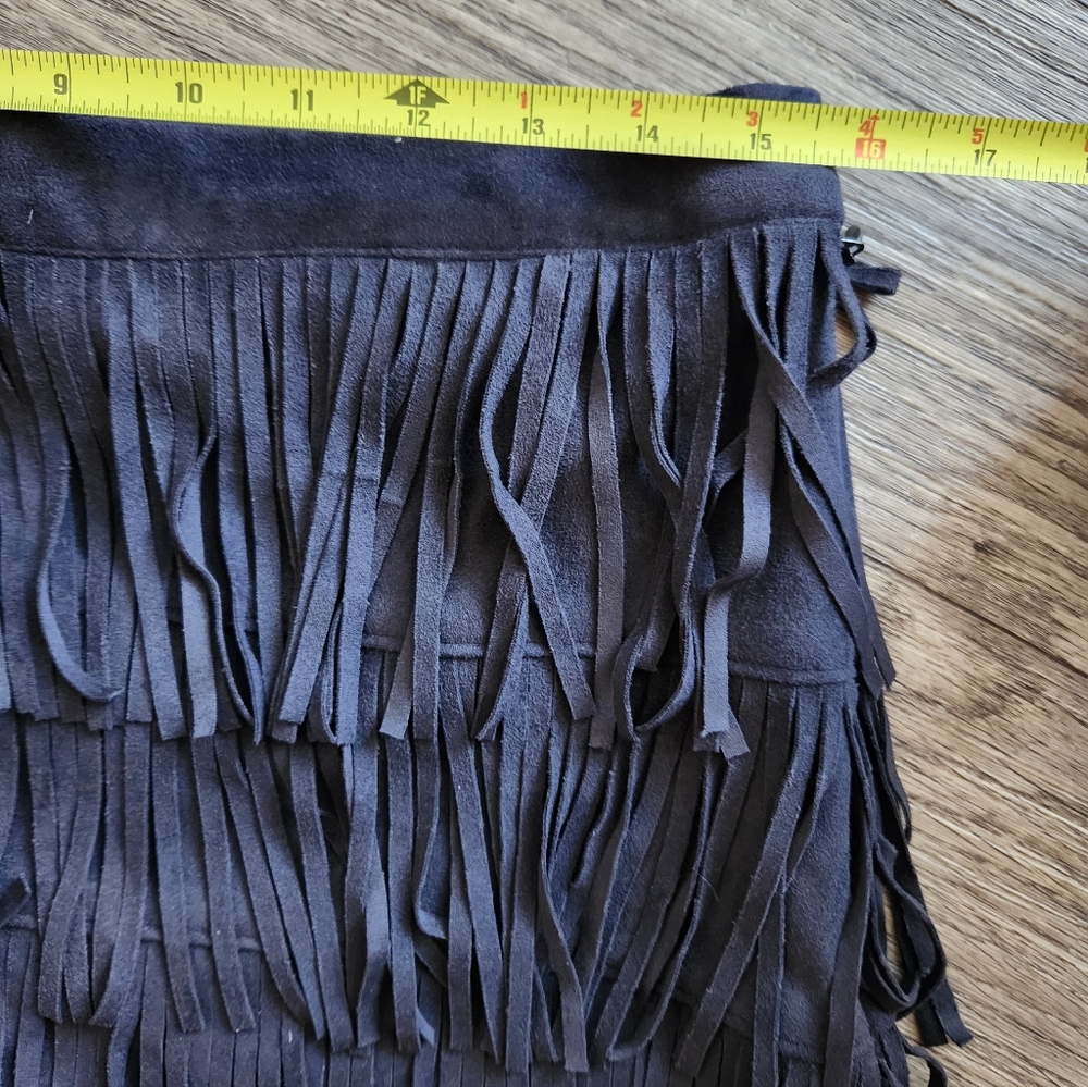 Abercrombie & Fitch Black Fringe Faux Suede Leather Mini Skirt Size 10 - Picture 8 of 10